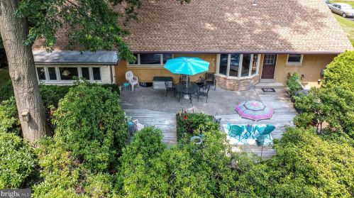 1106 Vilsmeier Rd, Lansdale PA  19446-1711 exterior