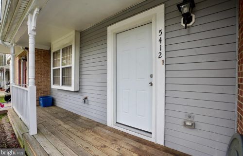 5412 Quarles Ct, Woodbridge, VA 22193-4538