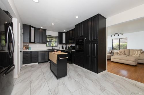 2143 Pennsylvania Ave, Fairfield CA  94533-3105 exterior