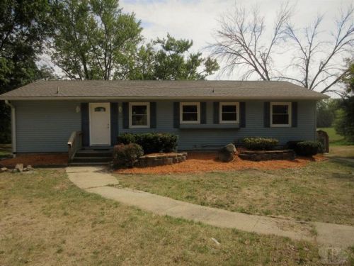 130 Rochester Rd, Cliffland, IA 52501-1124