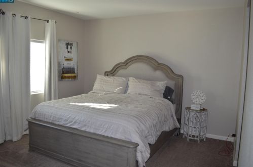 1205 Camelia Dr, Liberty Farms CA  95620-0037 exterior