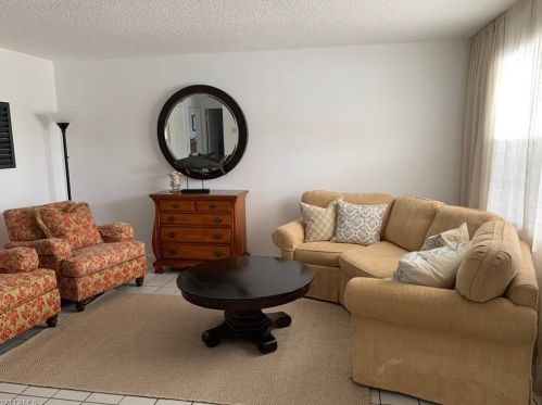 682 8th St, Naples FL  34120-5057 exterior