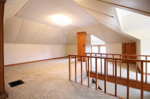 35 Lincoln Ave, London OH  43140-1579 exterior