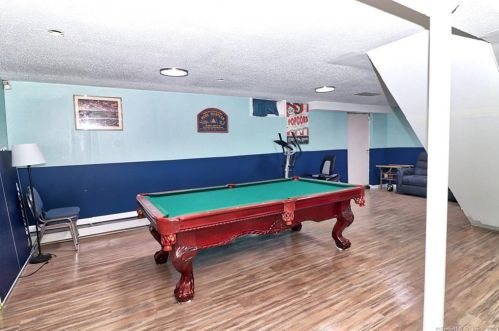 19 Tania Dr, Manchester CT  06040-6824 exterior