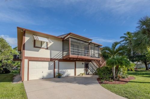 27270 Johnson St, Bonita Springs, FL 34135-4439