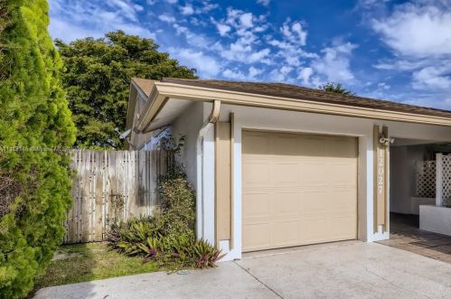 12027 Suellen Cir, West Palm Beach, FL 33414-6278