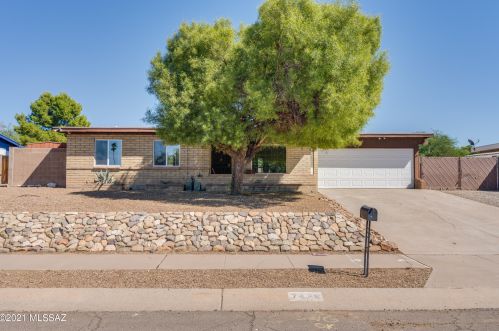 7476 Oliver Ave, Tucson, AZ 85741-1728