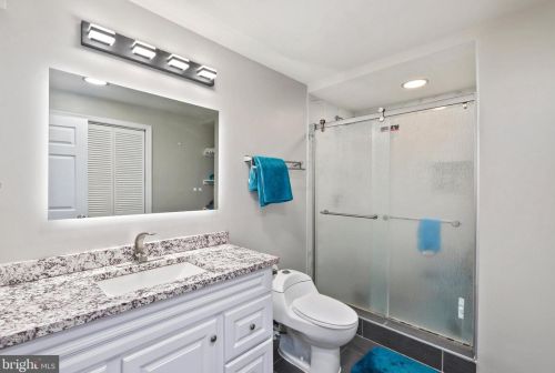 25 Cedarview Ct, Fredericksburg VA  22406-7286 exterior