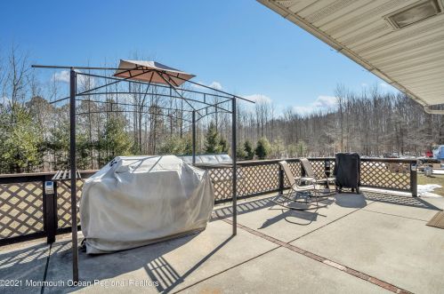 1018 Marlboro Rd, Old Bridge NJ  08857-3775 exterior