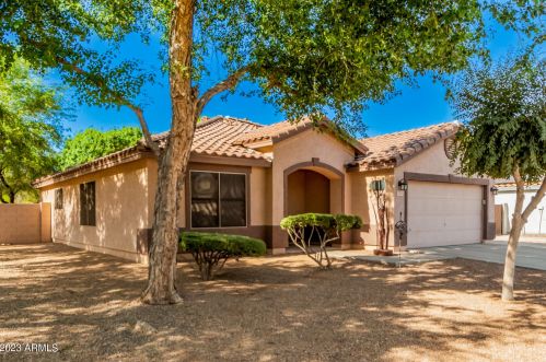 2112 Wildhorse Dr, Chandler AZ  85286-6141 exterior