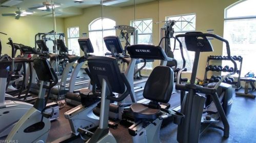2156 Oxford Ridge Cir, Lehigh Acres FL  33973-6057 exterior