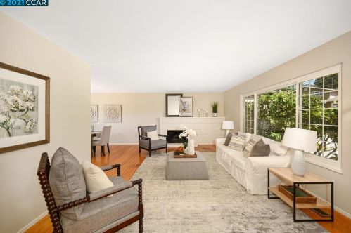 2935 Hannan Dr, Concord, CA 94523-2018