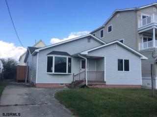 9 11th St, Brigantine City, NJ 08203-3039
