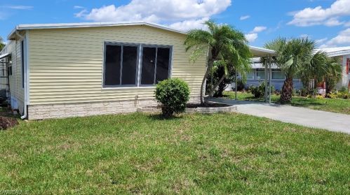 26064 Kings Rd, Bonita Springs, FL 34135-6558