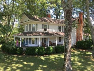 1596 Jessup Rd, W Field, NC 27053-8216