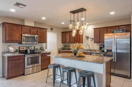 1238 Oregon St, Chandler, AZ 85225-1900