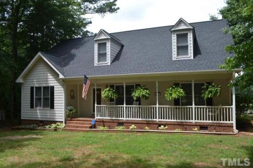2001 Fern Hollow Dr, Franklinton, NC 27525-9764