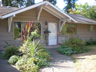 4607 4th Pl, Seattle WA  98059-5136 exterior