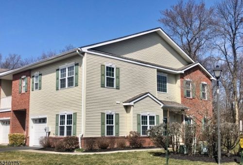 50 Windsor Dr, Lincoln Park, NJ 07035-1766