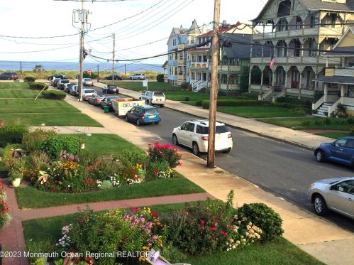 15 Atlantic Ave, Ocean Grove, NJ 07756-1602