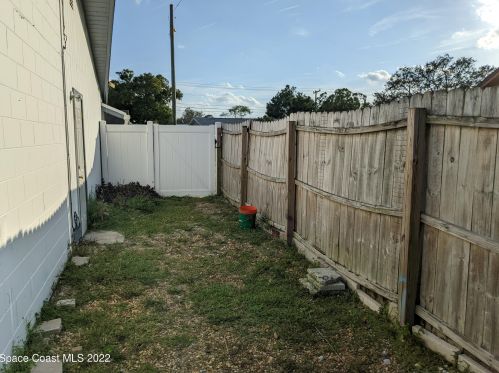 1760 Kingston St, Titusville FL  32780-3437 exterior