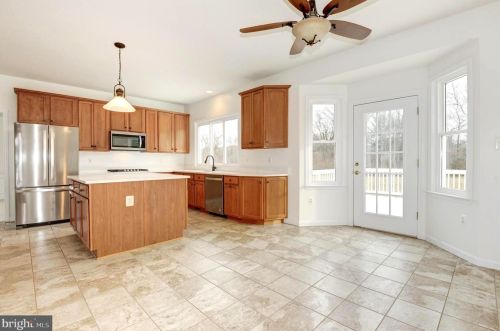 14340 Milltown Rd, Lovettsville VA  20180-3316 exterior