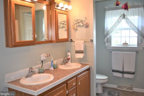 94 Whitaker Way, Camden-Wy DE  19934-4508 exterior