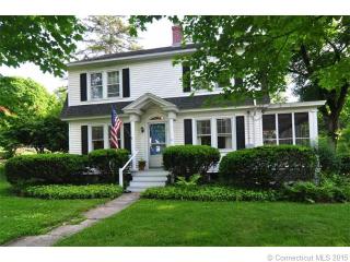 20 Pleasant St, Woodbury CT  06798-2928 exterior