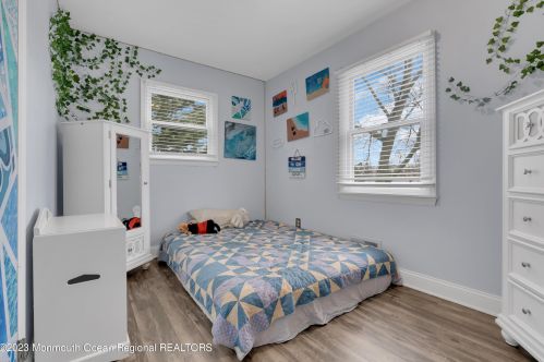 3 Crestview Dr, Hazlet NJ  07730-1303 exterior