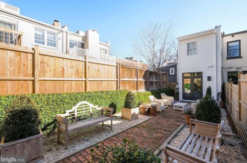 1218 28 St, Washington DC 20007-3355 exterior