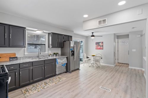 710 101, Milwaukee WI 53214-2504 exterior