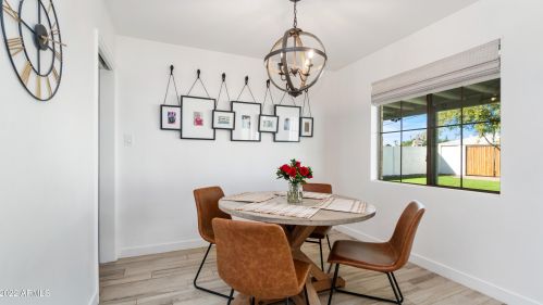 3820 Amelia Ave, Phoenix AZ 85037-2365 exterior