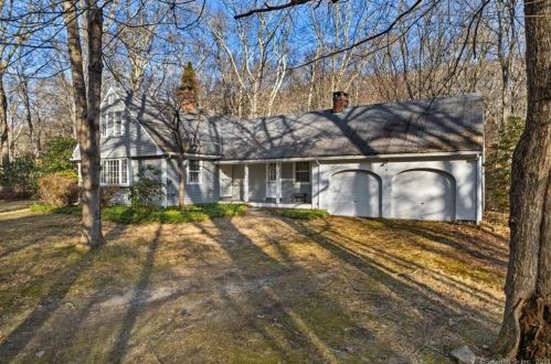 6 Landing Rd, Lyme, CT 06371-1446