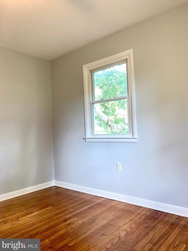 1 Old Barn Rd, Richmond National Battlefiel VA  22835-9008 exterior