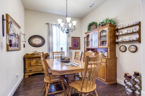 3604 Tuscan Hl Cir, Denton TX  76210-8066 exterior