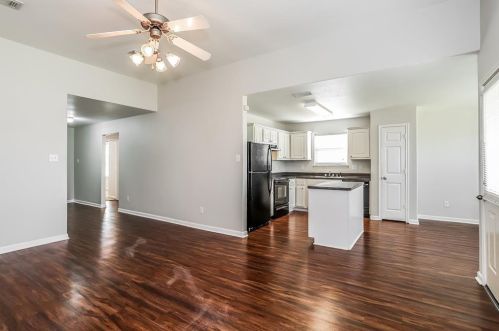 7206 Shining Mist Ln, Richmond, TX 77469-4387