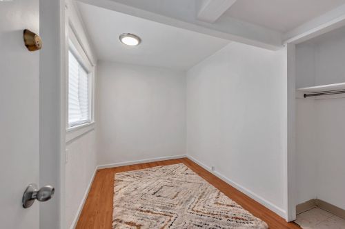2031 103rd Ave, Oakland CA  94603-3325 exterior