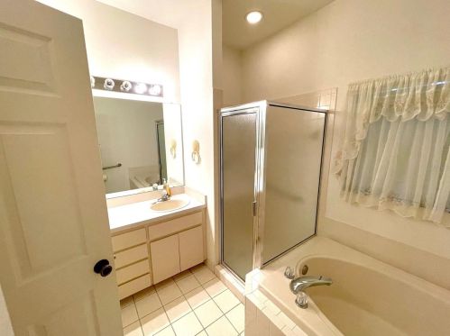 3516 Tealwood Cir, Palm Harbor FL  34685-3145 exterior