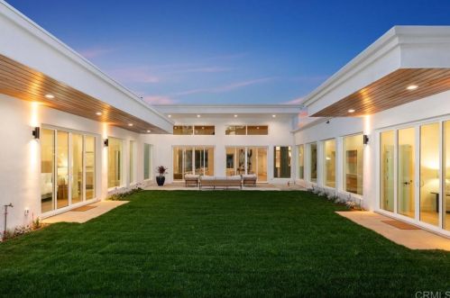 1500 Gamble Ln, Escondido CA  92029-4321 exterior