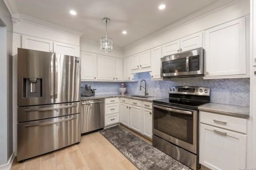 2710 South Rd, Poughkeepsie, NY 12603-6824
