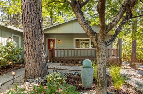 16815 Alioto Dr, Grass Valley, CA 95949-7142