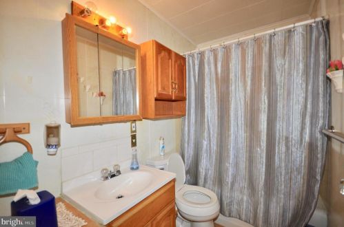 823 Willow St, Southampton PA  18966-3431 exterior