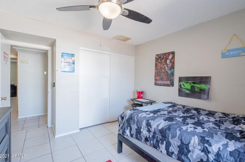 6319 Turquoise Ave, Glendale AZ 85302-1037 exterior