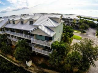 465 Bahia Beach Blvd, Ruskin, FL 33570-3053