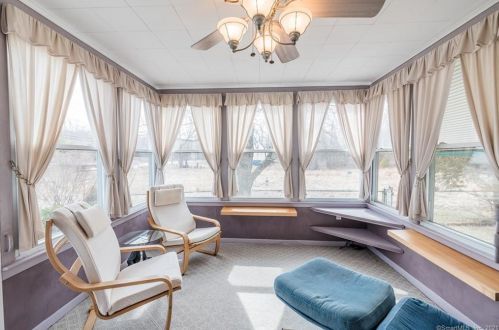 996 Hartford Tpke, Waterford CT  06385-4035 exterior