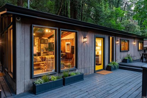 21762 Moscow Rd, Russian River, CA 95462-9791