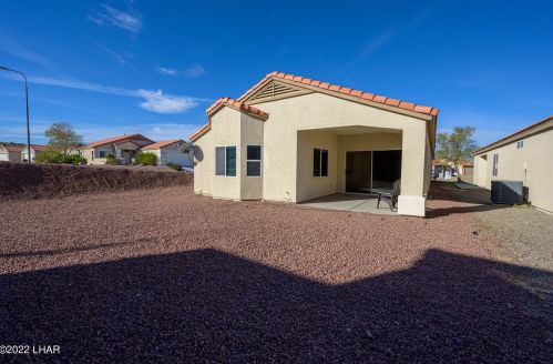 2460 Topanga Dr, Bullhead City AZ  86442-8466 exterior