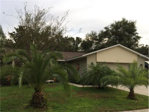 127 Kaywood Dr, Sanford, FL 32771-8838