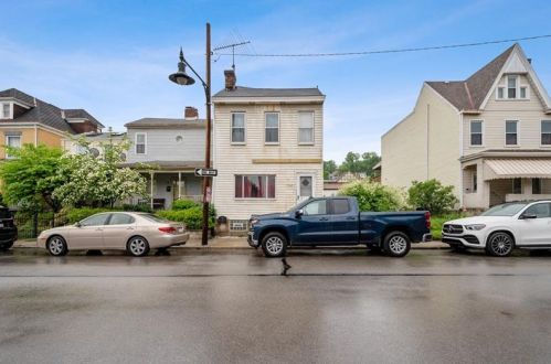 1743 Jancey St, Pittsburgh, PA 15206-1145