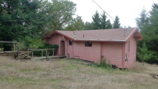 25 Vegara Ct, Shelter Cove, CA 95589-9040